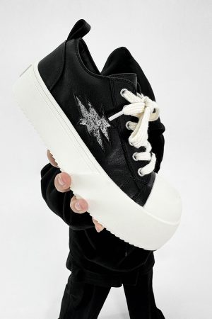 Men's and Women's Lightning Derby Shoes - Genuine Leather Casual Sneakers with Milk Flavor Sole - Stylish Commuter Footwear for Couples