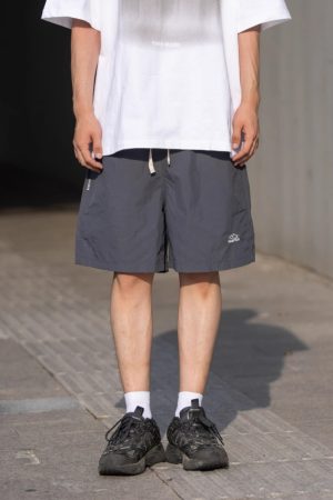 Men's and Women's Summer Outdoor Quick-Dry Breathable Sports Shorts - Solid Color Loose Fit Lightweight Beach Five-Point Pants