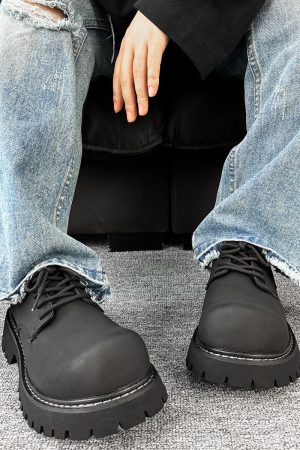 Men's British Retro Round-Toe Derby Shoes - Cleanfit Brown Leather, Thick Sole, Height-Increasing Mickey Design, Trendy Work Style