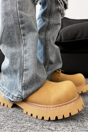 Men's British Retro Round-Toe Derby Shoes - Cleanfit Brown Leather, Thick Sole, Height-Increasing Mickey Design, Trendy Work Style