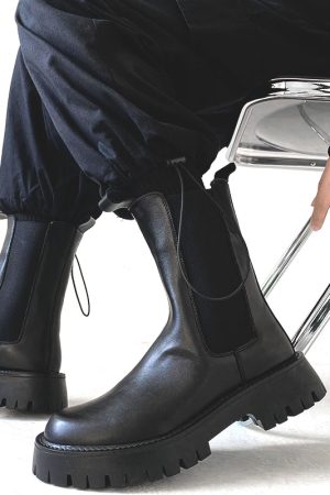 Men's British Style Chelsea Boots - Genuine Leather High-Top Knight Martin Boots for Trendy Instagram Looks - European & American Fashion