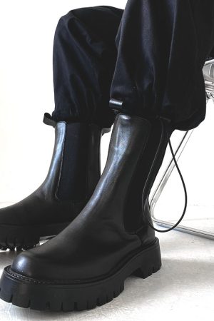 Men's British Style Chelsea Boots - Genuine Leather High-Top Knight Martin Boots for Trendy Instagram Looks - European & American Fashion