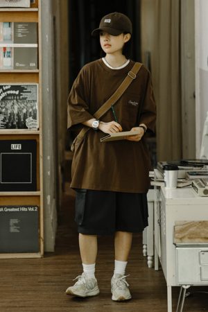 Men's Casual Retro Printed T-Shirt - Summer Loose Fit Round Neck Short Sleeve City Boy Trendy Minimalist Style