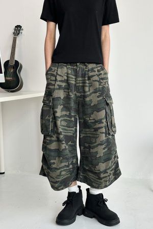 Men's Casual Wide-Leg Camouflage Seven-Point Shorts - Retro American Style Versatile Summer Work Pants