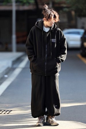 Men's Japanese-Style Fleece-Lined Hooded Sweatshirt, Loose Fit Solid Color Jacket for Autumn and Winter, Versatile City Style