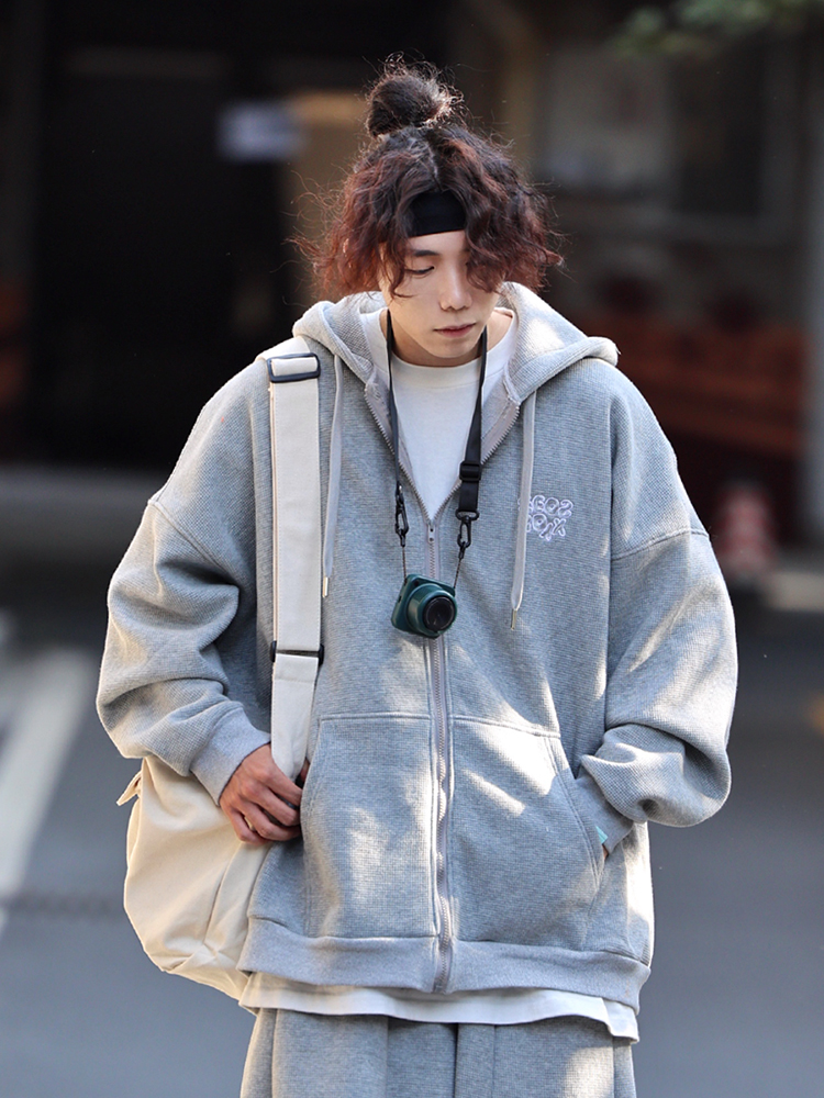 Men's Japanese-Style Fleece-Lined Hooded Sweatshirt, Loose Fit Solid Color Jacket for Autumn and Winter, Versatile City Style Men's Japanese-Style Fleece-Lined Hooded Sweatshirt, Loose Fit Solid Color Jacket for Autumn and Winter, Versatile City Style