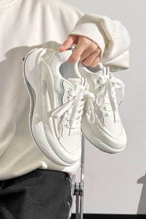 Men's Korean Style Casual Sports Shoes - Versatile Soft-Soled White Sneakers for Spring - Trendy Niche Footwear