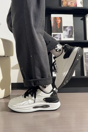 Men's Korean Style Casual Sports Shoes - Versatile Soft-Soled White Sneakers for Spring - Trendy Niche Footwear