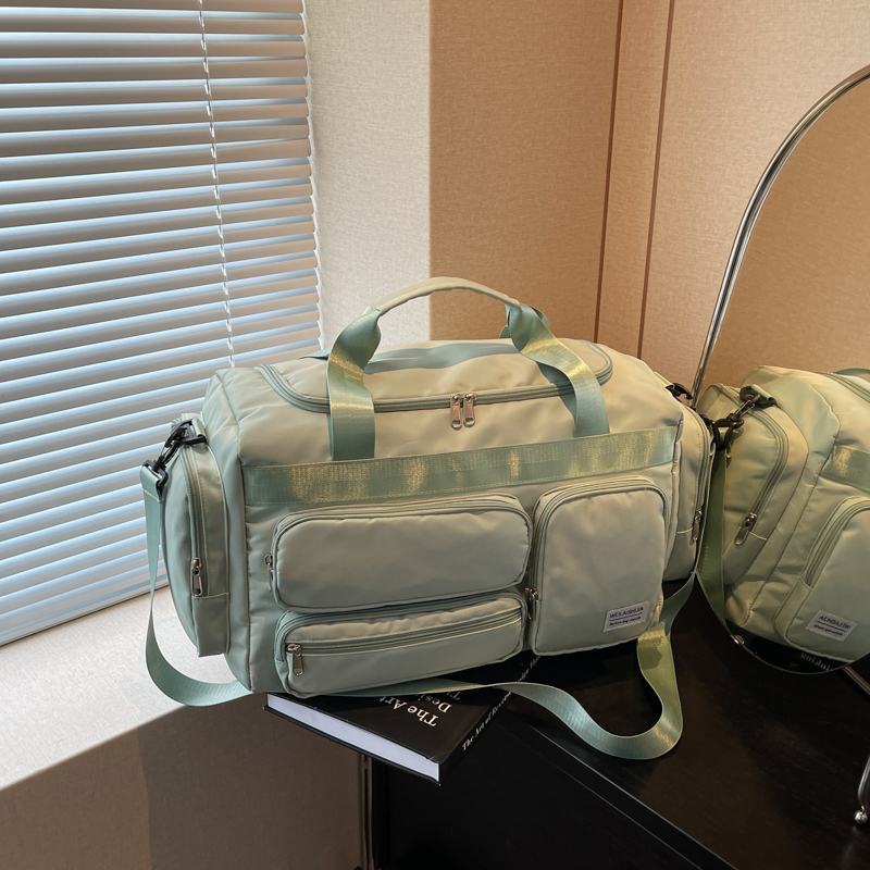 Men's Large Capacity Sports Fitness Bag - Lightweight Shoulder Tote for Short Trips & Business Travel - Versatile Maternity Luggage Bag Men's Large Capacity Sports Fitness Bag - Lightweight Shoulder Tote for Short Trips & Business Travel - Versatile Maternity Luggage Bag