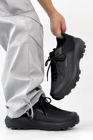 Men's Lightweight Breathable All-Black Mesh Hiking Shoes - Trendy Trail Running & Outdoor Walking Sneakers