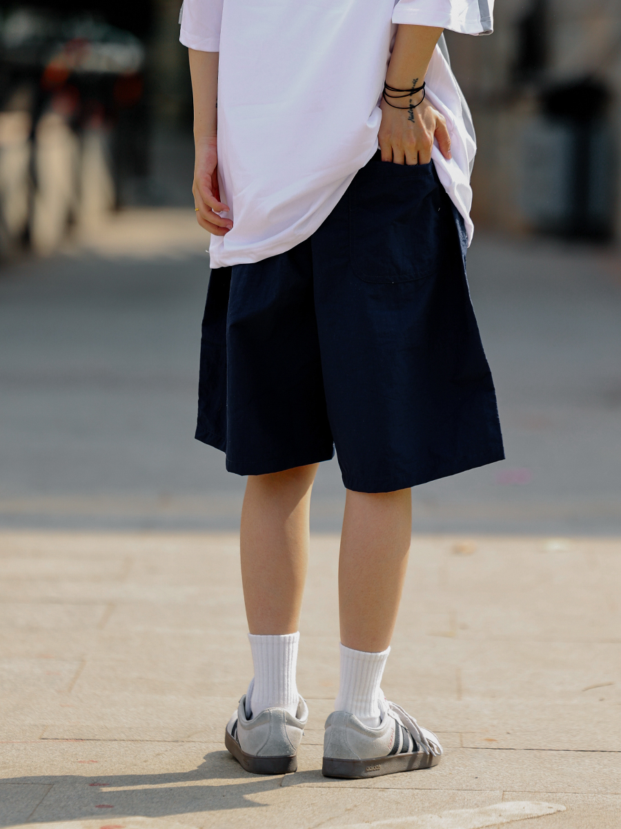 Men's Loose-Fit Japanese Retro Pocket Shorts - Casual Thin Streetwear Five-Point Design Men's Loose-Fit Japanese Retro Pocket Shorts - Casual Thin Streetwear Five-Point Design