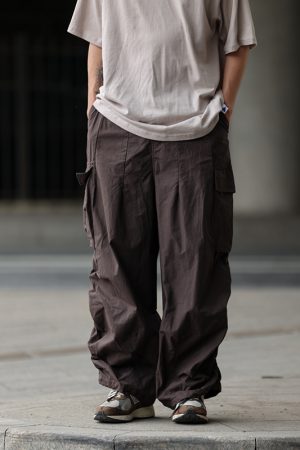 Men's Military Cargo Pants with Closed Pleated Design and Multiple Pockets - Tapered Casual Long Pants