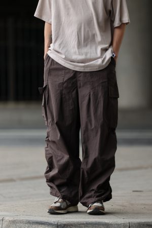 Men's Military Cargo Pants with Closed Pleated Design and Multiple Pockets - Tapered Casual Long Pants