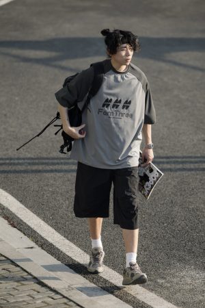 Men's Outdoor Functional Windbreaker Shorts, Quick-Drying Loose Seven-Point Pants with Large Pockets for Active Adventures