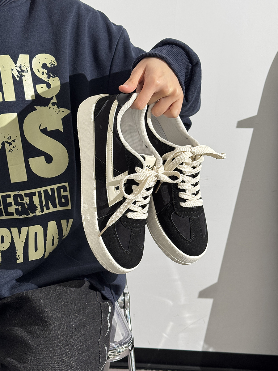 Men's Retro Black Canvas Sneakers - Summer Minimalist Soft-Soled Commuting Shoes, Stylish Breathable Design Men's Retro Black Canvas Sneakers - Summer Minimalist Soft-Soled Commuting Shoes, Stylish Breathable Design