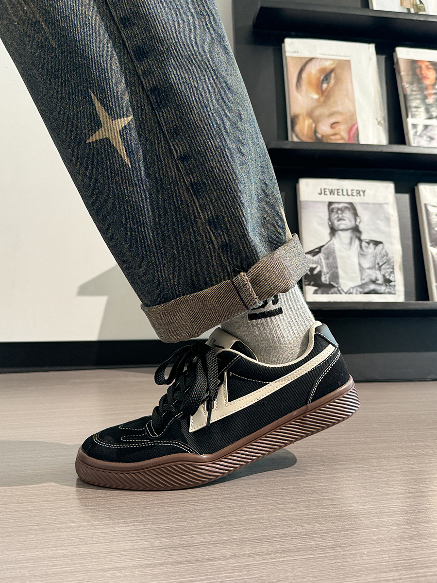 Men's Retro Black Canvas Sneakers - Summer Minimalist Soft-Soled Commuting Shoes, Stylish Breathable Design Men's Retro Black Canvas Sneakers - Summer Minimalist Soft-Soled Commuting Shoes, Stylish Breathable Design