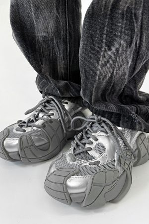 Men's Retro Black Knight Octopus Dad Shoes - Breathable Mesh Hiking Sneakers for Couples with Big Toe Design