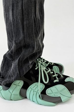 Men's Retro Black Knight Octopus Dad Shoes - Breathable Mesh Hiking Sneakers for Couples with Big Toe Design