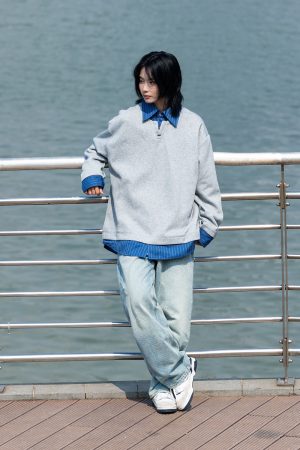 Men's Retro Striped Color-Block Fake Two-Piece Sweatshirt with V-Neck Design - Loose Fit, Versatile Style for 90s and Y2K Inspired Looks