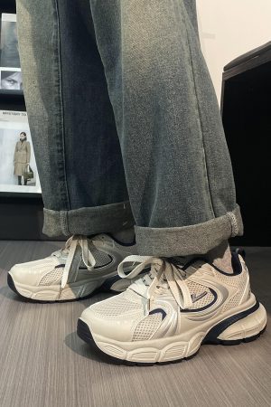 Men's Summer Retro Mesh Breathable Dad Shoes - Ultra-Light Thick Sole Sports Casual Footwear - 2025 American Style