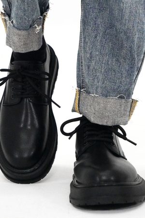 Men's Thick-Soled Black Leather Derby Shoes - Korean Style Round-Toe, Japanese Retro Fashion, Versatile Big-Toe Design