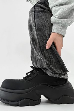 Men's Thick-Soled Derby Shoes, Matte Finish, Round Toe, Height-Increasing Platform, All-Black Sporty Dad Shoes, Trendy Footwear