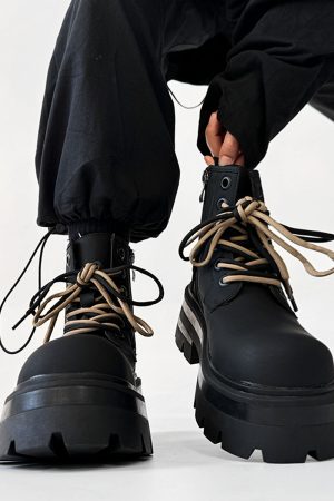 Men's Thick-Soled High-Top Martin Boots, Carbon Black American Derby Style, Winter Fleece Snow Boots, Motorcycle Boots for Women