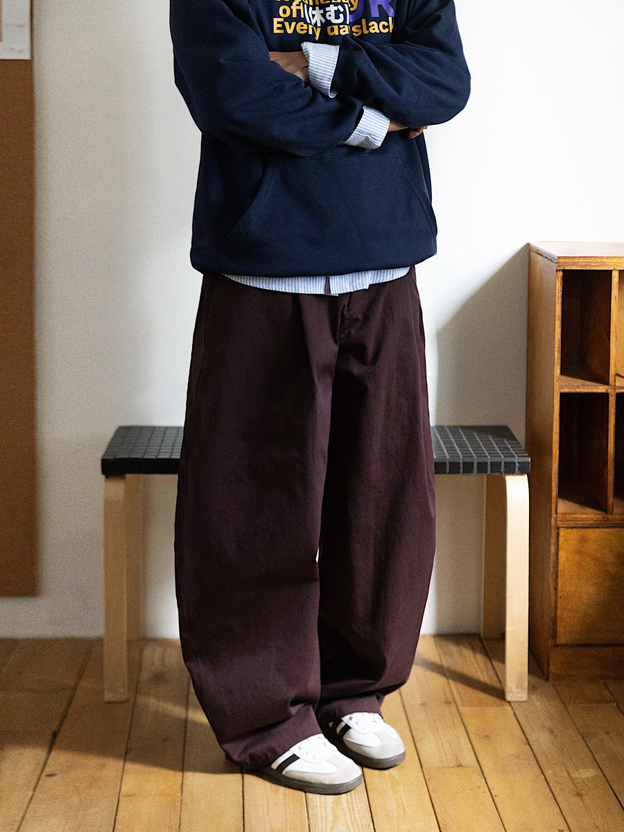 Men's Wide-Leg Casual Pants with Curved Blade Design & Elastic Waist - Versatile Spring Trend for 90s Inspired Style Men's Wide-Leg Casual Pants with Curved Blade Design & Elastic Waist - Versatile Spring Trend for 90s Inspired Style