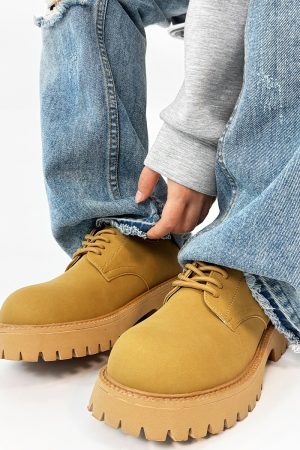 Men's Yellow Derby Shoes, Height-Increasing, Round-Toe, Oversized, British Retro Mickey Thick-Soled Leather for Trendy Commuting Style