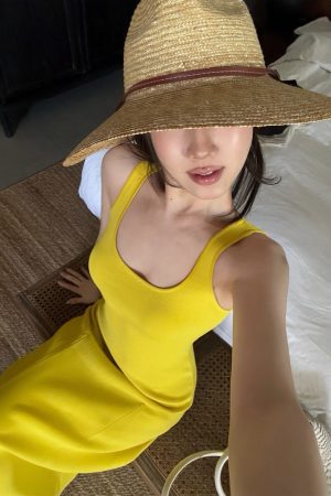 Mid-Length Color-Blocking U-Neck Sleeveless Dress Two-Piece Set - Women's Temperament Style