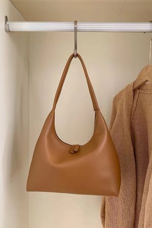 Milk Tea Color Minimalist Dumpling Bag - Soft Leather Retro Shoulder Underarm Bag in Korean Style for Versatile Everyday Use