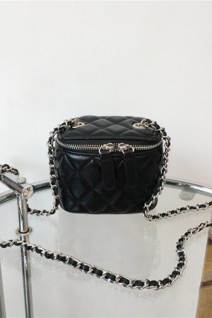 Mini Bag with Lipstick Box Design - 2022 Small Diamond Quilted Chain Strap in Chic Fashion Style