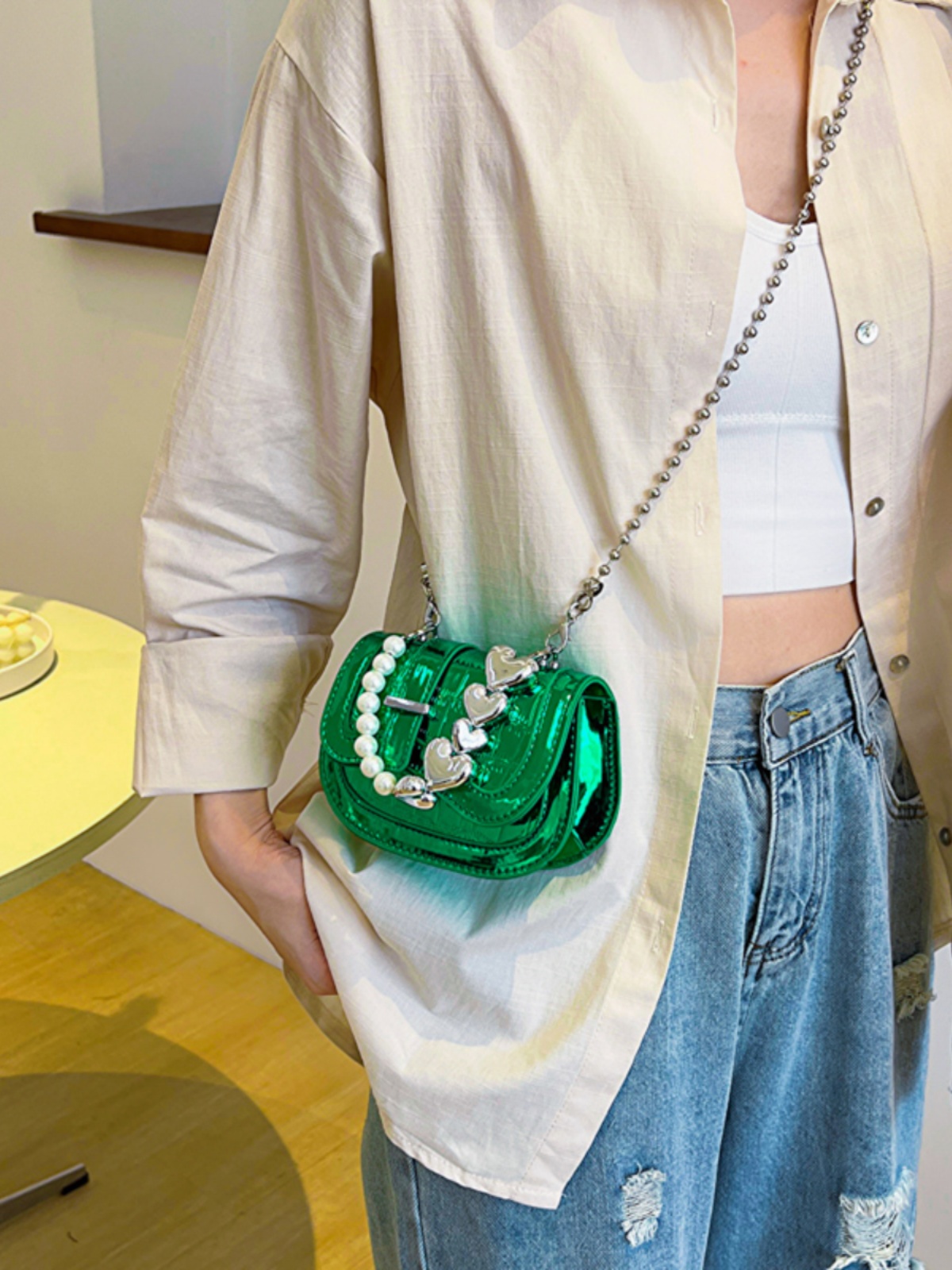 Mini Handbag for Women - Spring/Summer 2025 Niche Design with Fashionable Pearl Chain Crossbody Style, High-Quality Texture Mini Handbag for Women - Spring/Summer 2025 Niche Design with Fashionable Pearl Chain Crossbody Style, High-Quality Texture