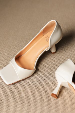 Minimalist Open-Toe Slim-Fit Genuine Leather Side-Cut Stiletto High-Heeled Sandals for Women - Versatile Fashion Footwear