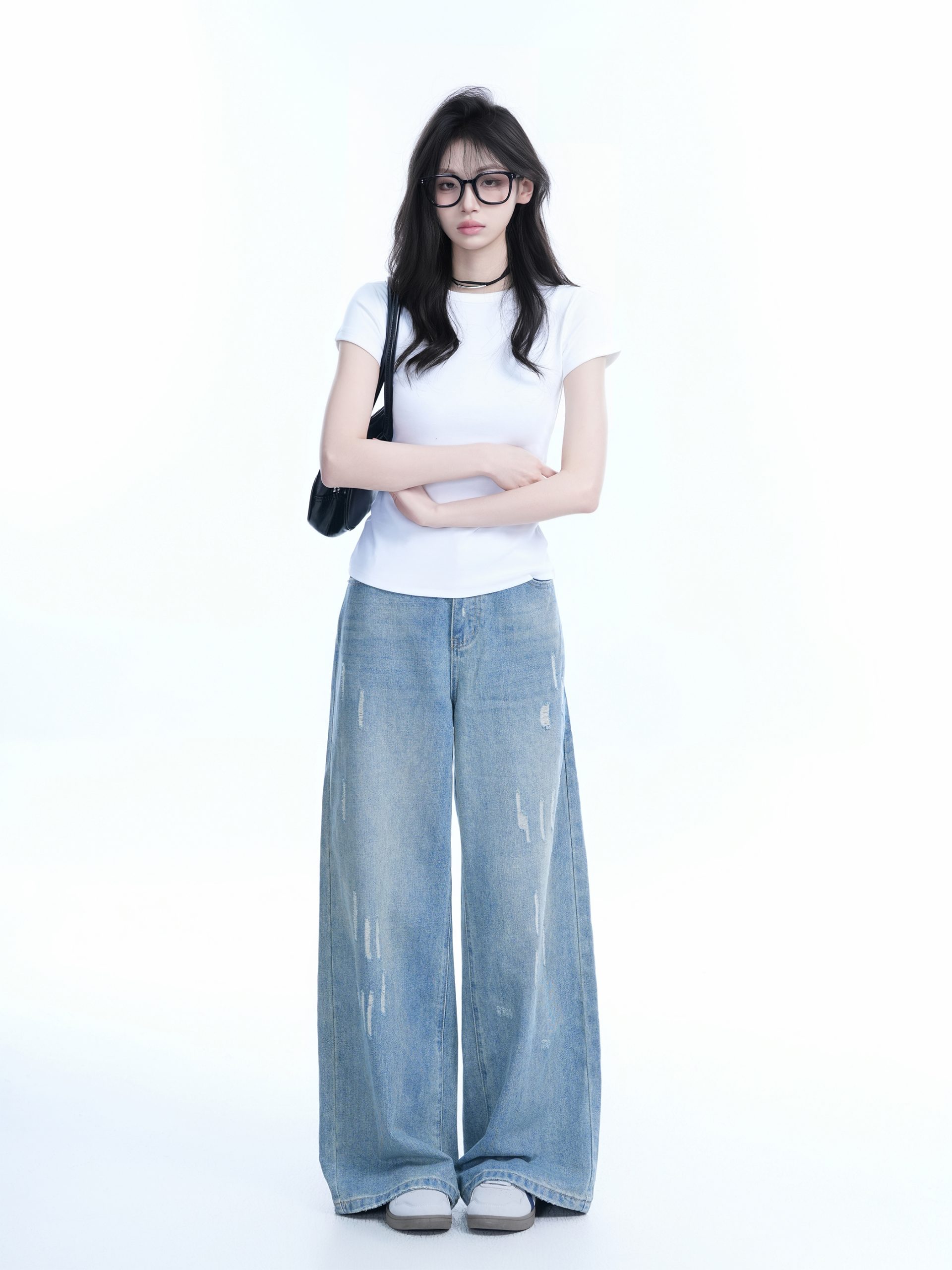 Minimalist Solid Color Short-Sleeve T-Shirt for Women - Slim Fit, Waist-Cinching Flattering Base Top, Perfect for Y2K Style Minimalist Solid Color Short-Sleeve T-Shirt for Women - Slim Fit, Waist-Cinching Flattering Base Top, Perfect for Y2K Style