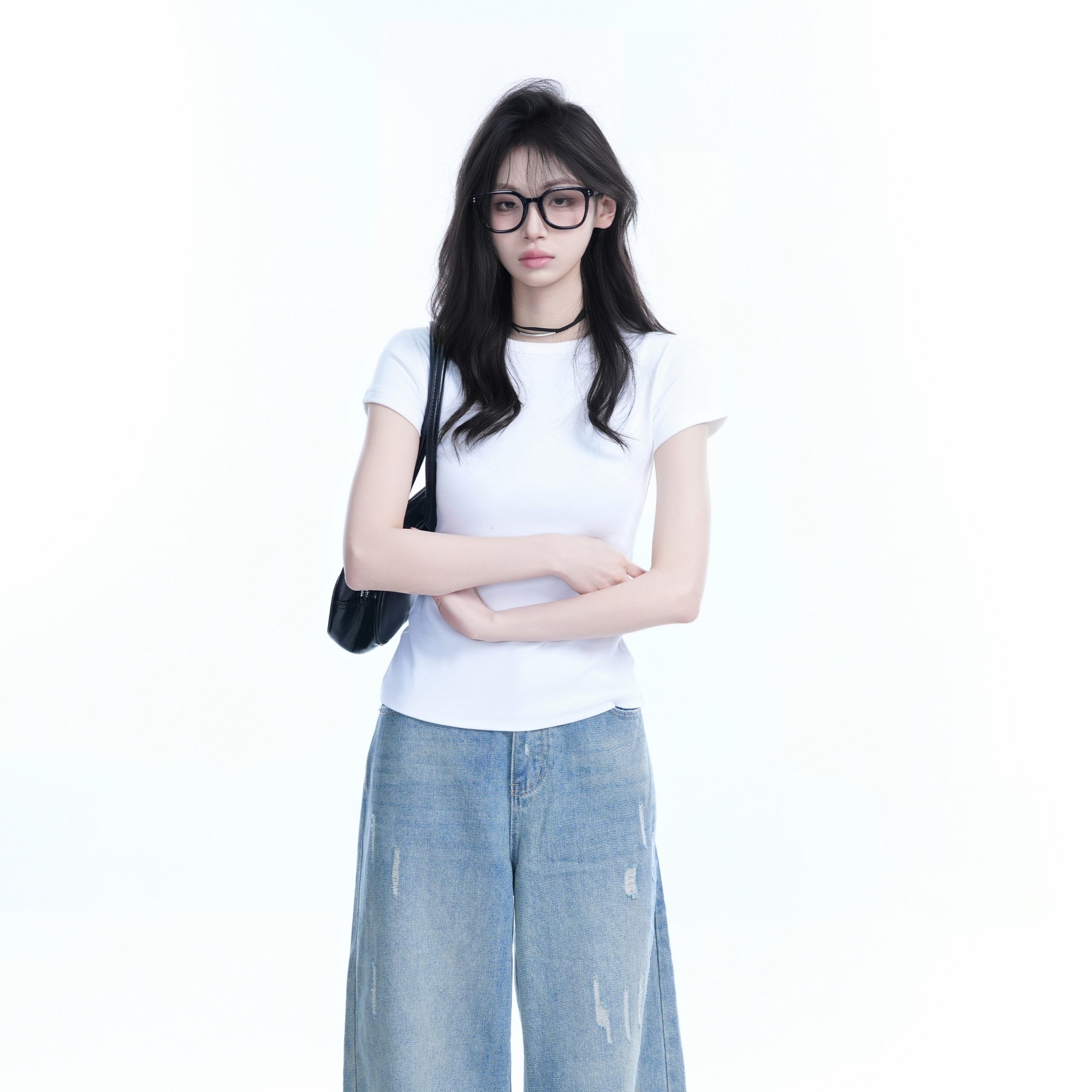 Minimalist Solid Color Short-Sleeve T-Shirt for Women - Slim Fit, Waist-Cinching Flattering Base Top, Perfect for Y2K Style Minimalist Solid Color Short-Sleeve T-Shirt for Women - Slim Fit, Waist-Cinching Flattering Base Top, Perfect for Y2K Style