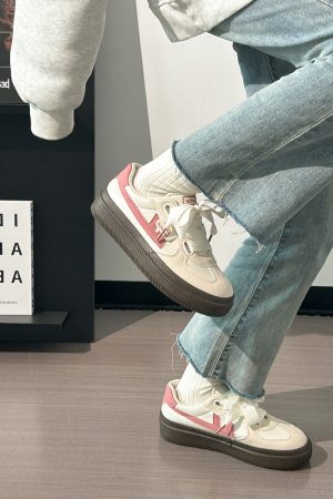 Minimalist Thick-Soled Classic Sneakers for Women, Little White Shoes, Spring/Summer Trend, Casual Fashion Footwear