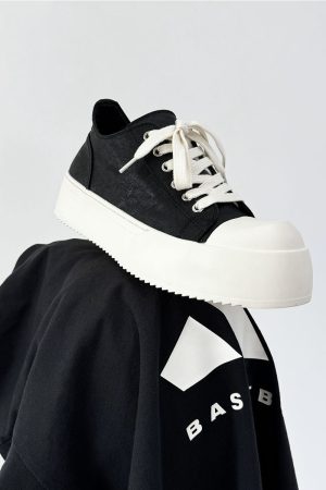 Minimalist Thick-Soled Derby Shoes for Men - Trendy Big Head Design, Casual Leather, High Street Style, Commuting Footwear