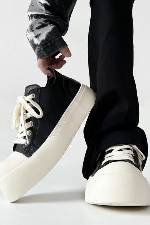 Minimalist Thick-Soled Derby Shoes for Men - Trendy Big Head Design, Casual Leather, High Street Style, Commuting Footwear