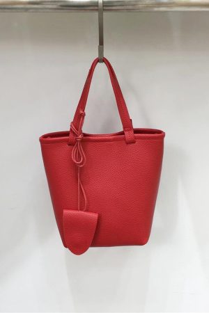 Minimalist Versatile Bucket Bag in Lychee Texture - Small Dirty Cabinet Niche Shoulder Crossbody Handbag for Everyday Use