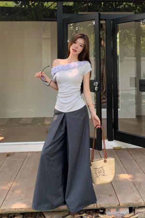 Multi-Layer Lace Off-Shoulder T-Shirt for Women - Short Sleeve Top, Trendy Niche Design, Perfect for Y2K and Casual Looks