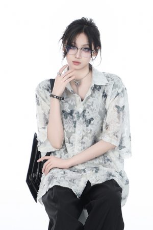 National Style Butterfly Embroidery Short Sleeve Shirt for Women, Loose Thin Summer Top, Design-Sensitive Fashion, Boho Chic