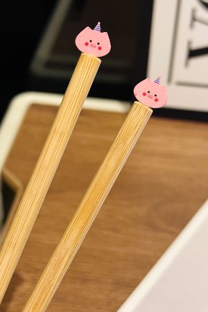 Natural Bamboo Tulip Chopsticks for One, Unpainted Non-Slip Design, Eco-Friendly Chinese Tableware, Anti-Mold Kitchen Utensils