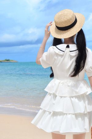 Navy Collar Bowknot College Style Mid-Length Dress with Pudding Bear Print and Cake Skirt â€“ Vintage-Inspired Fashion for Y2K Lovers