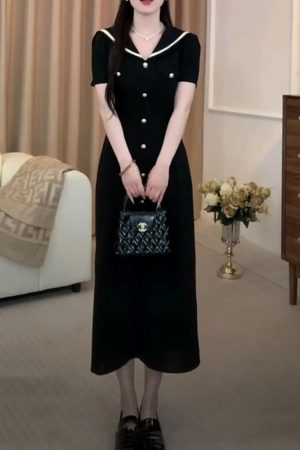 Navy Collar Short Sleeve Plus-Size Dress for Curvy Figures - Trendy Summer Style, Flattering Fit, Elegant Black Dress