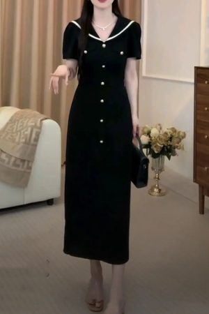 Navy Collar Short Sleeve Plus-Size Dress for Curvy Figures - Trendy Summer Style, Flattering Fit, Elegant Black Dress