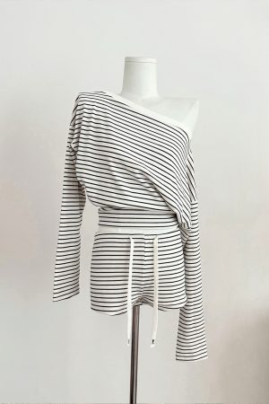 Off-Shoulder Long Sleeve Waist-Cinching Black and White Striped Top with Cotton Shorts - Casual Y2K Outfit