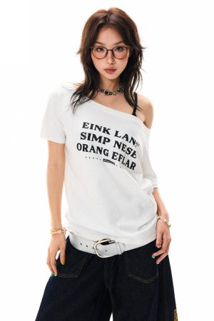 Off-Shoulder Loose White Short Sleeve T-Shirt for Women - Casual Summer Top, Spicy Girl Style, Versatile Slanted Shoulder Design
