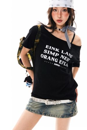 Off-Shoulder Loose White Short Sleeve T-Shirt for Women - Casual Summer Top, Spicy Girl Style, Versatile Slanted Shoulder Design