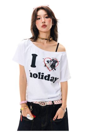 Off-Shoulder Puppy Heart Print Short Sleeve T-Shirt for Women - Vintage American Style Summer Top for Hot Girls